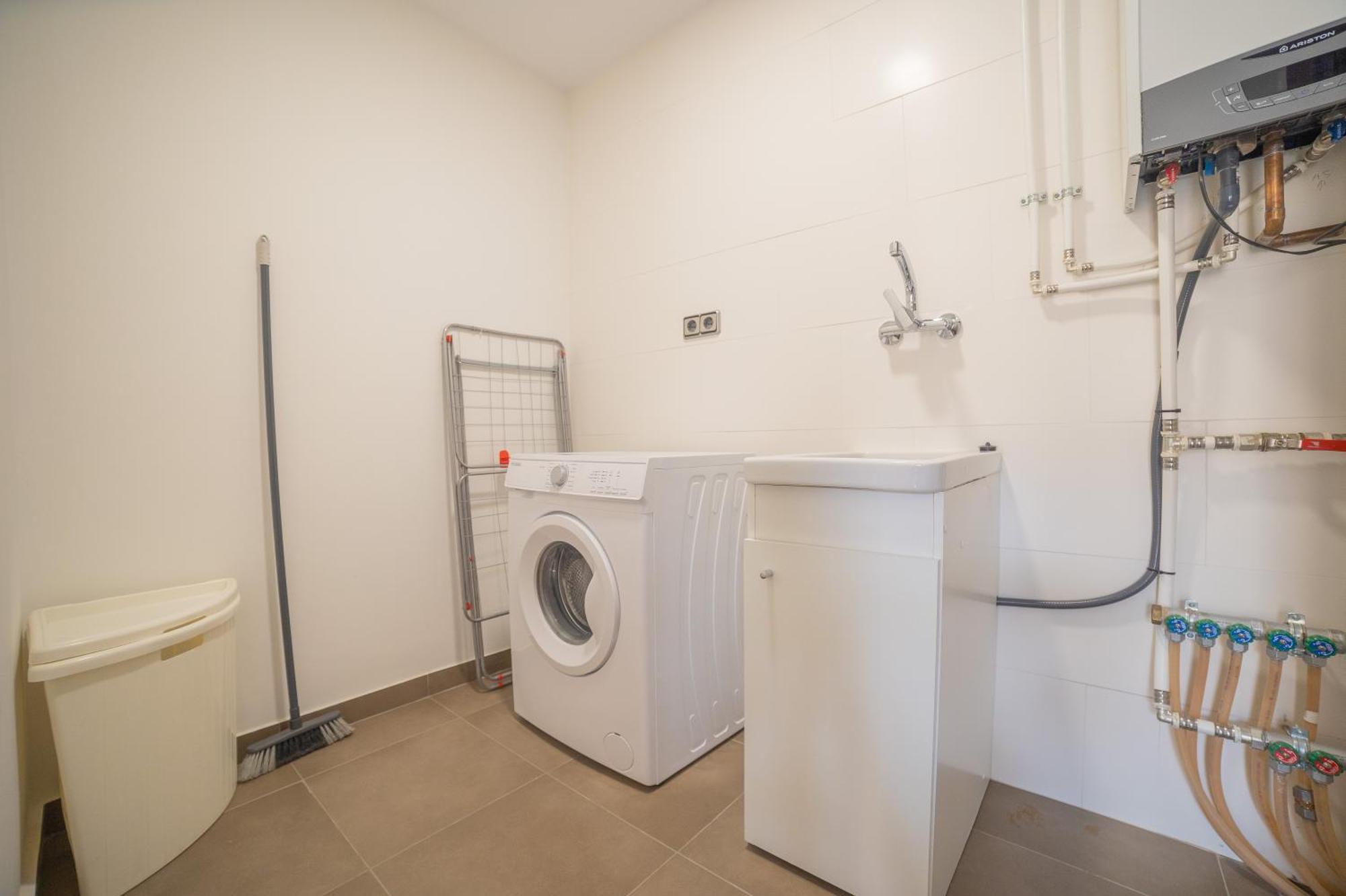 Mazi Apartments Colon Vic Exterior foto