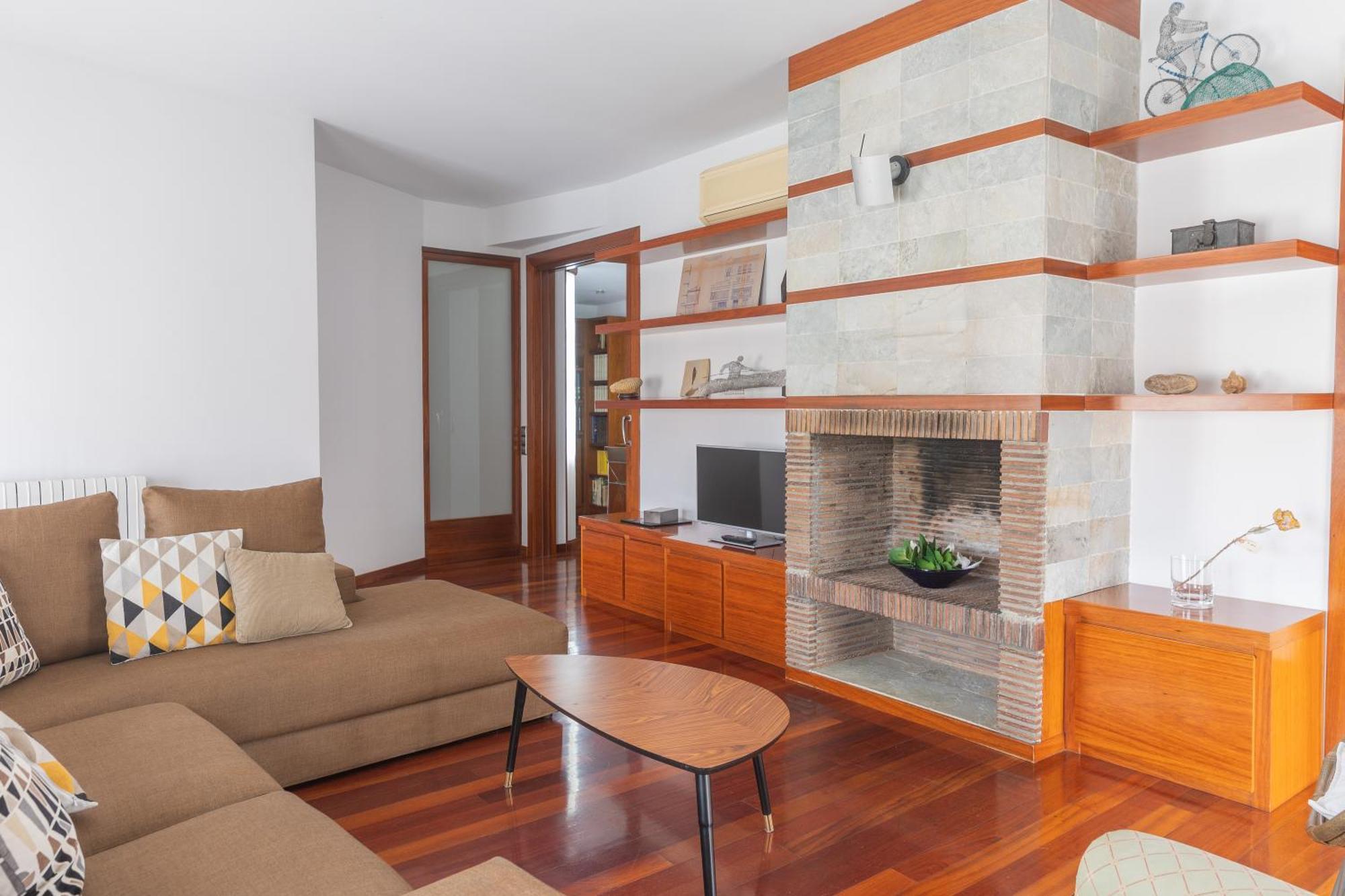 Mazi Apartments Colon Vic Exterior foto