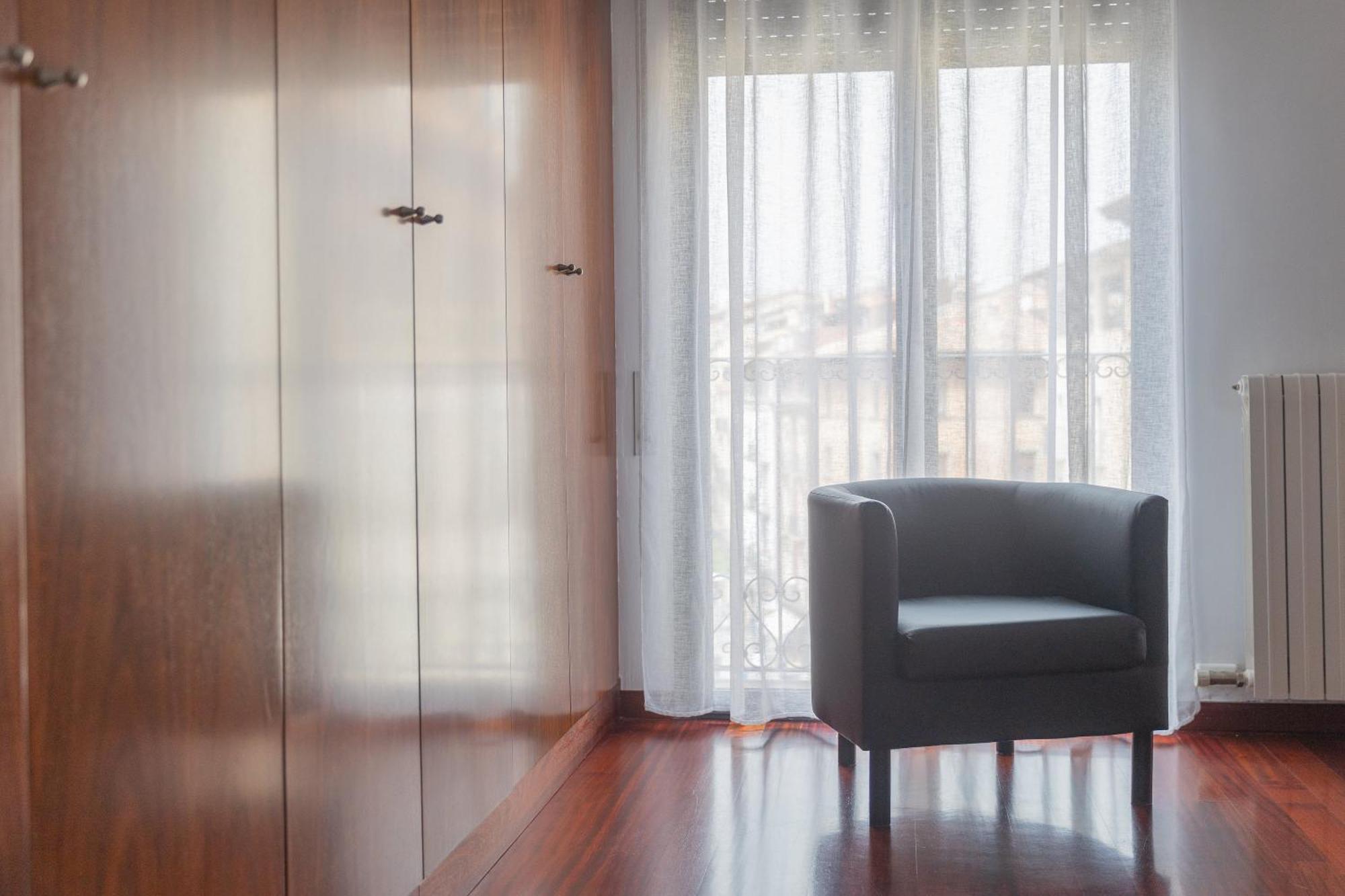Mazi Apartments Colon Vic Exterior foto